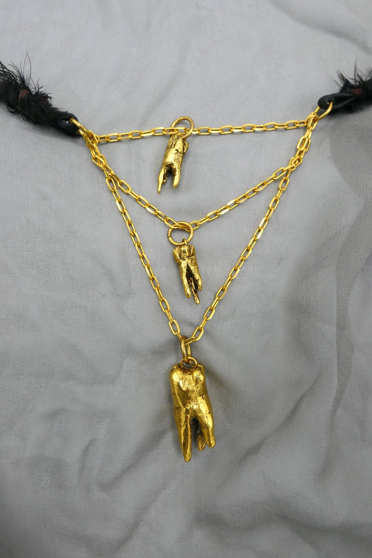 TEETH NECKLACE