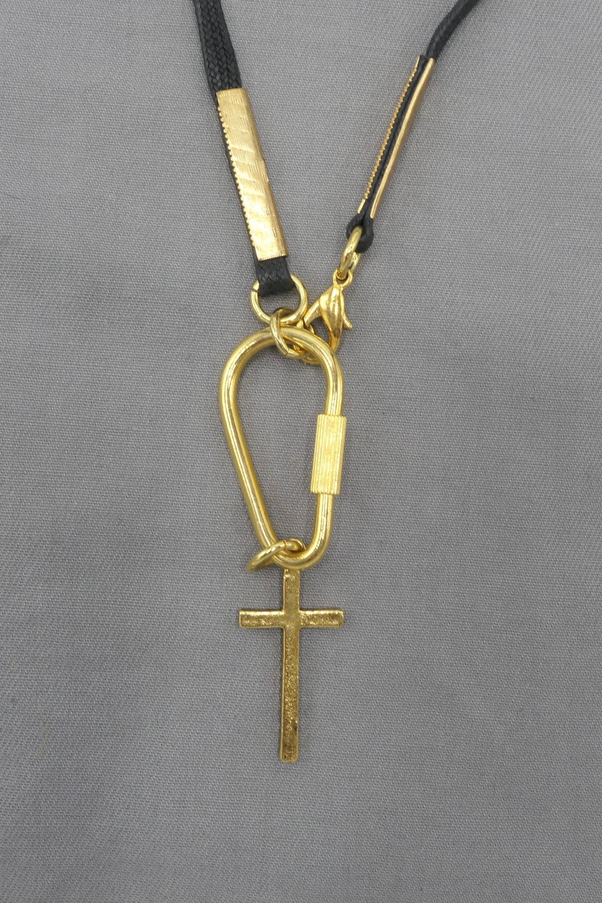 THE LAST VOW NECKLACE