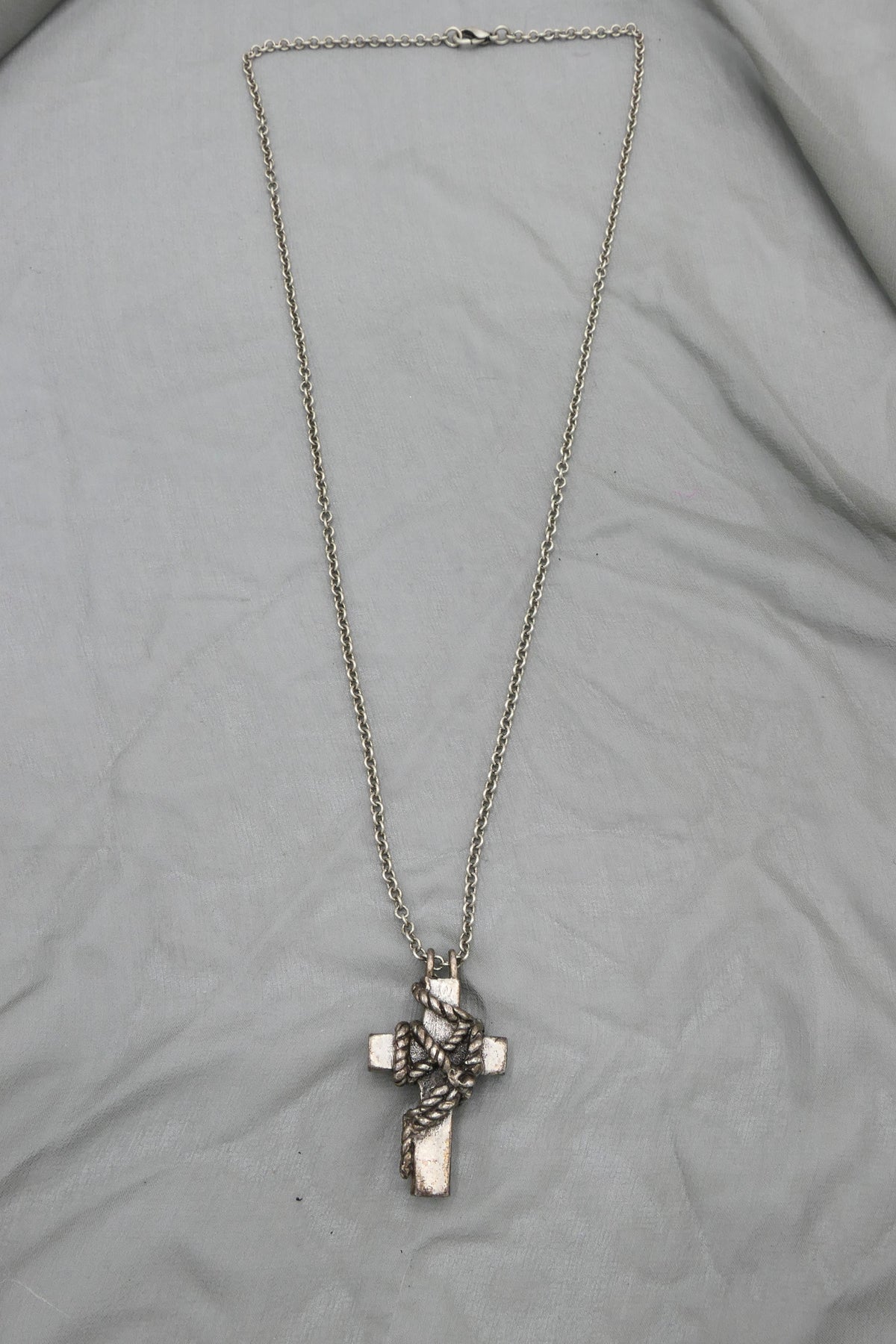 SAILOR'S CROSS NECKLACE