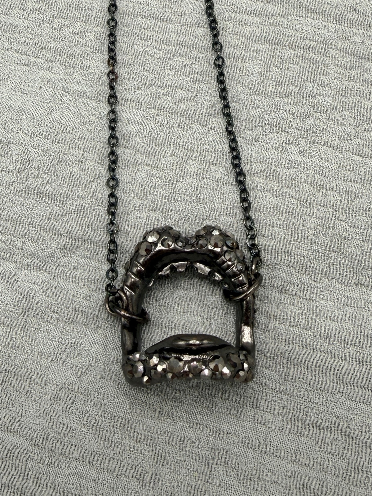 VOID RELIC NECKLACE