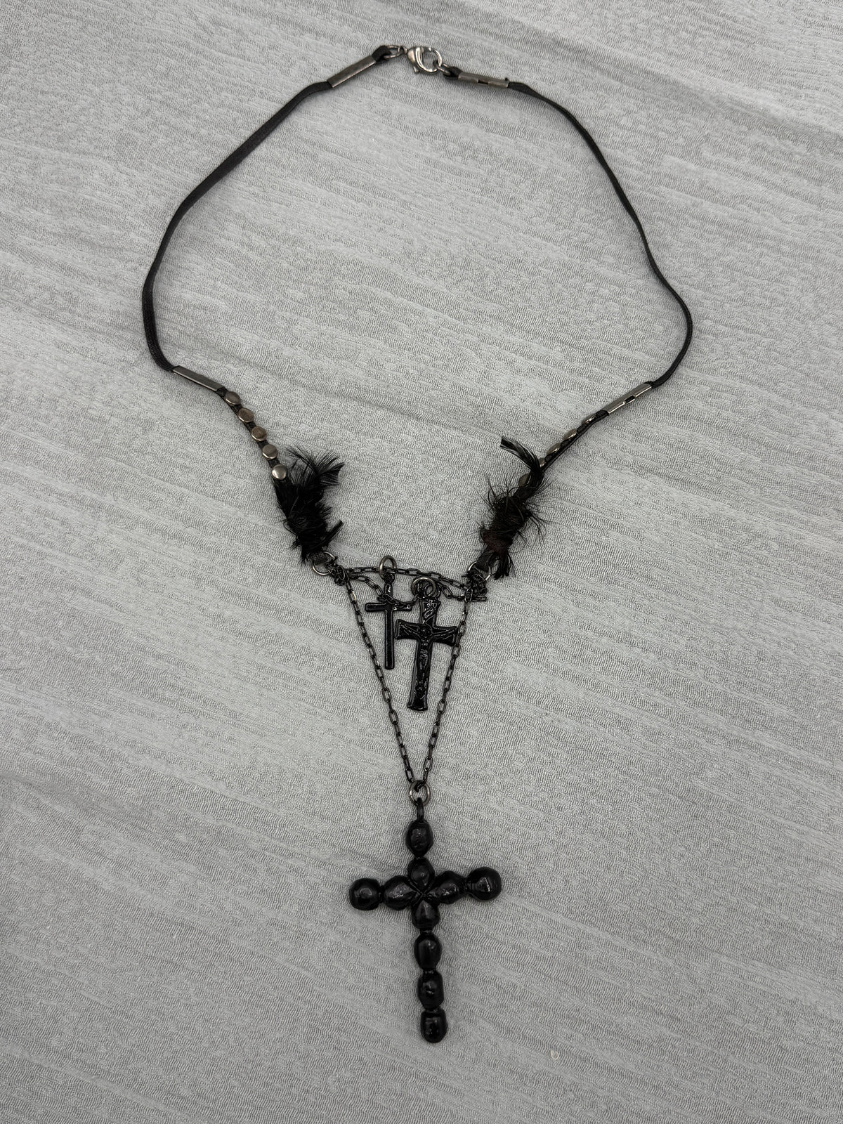 BLACK DEVOTION NECKLACE