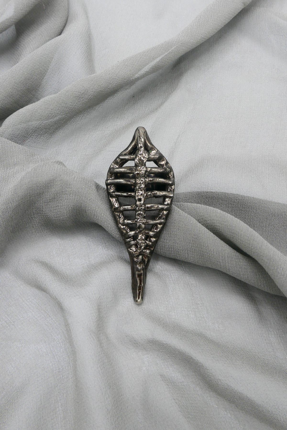 ALIEN SPINE RING